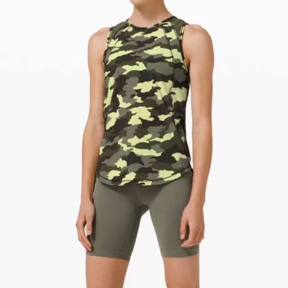 Lululemon Woman’s Sculpt Tank - Picture 9 of 9